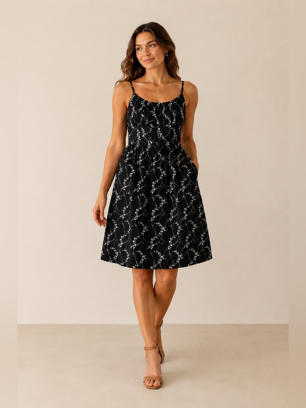 Ann Taylor Petite Black & White Floral Cotton Sundress | Size 6P